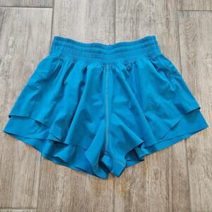 Lululemon Shake It Out Shorts Womens XS Lightweight Run Training Athleisure